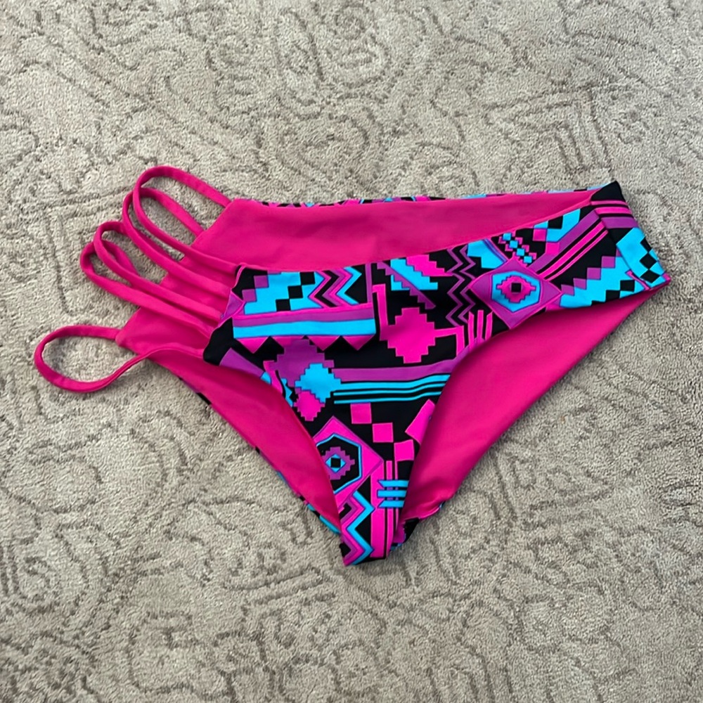 Strange bikini reversible bikini bottoms